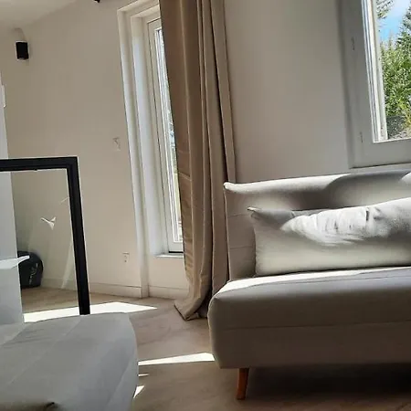 Avec Terrasse *