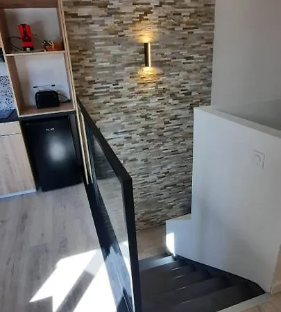 Avec Terrasse Appartamento
