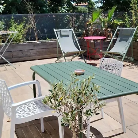 Avec Terrasse *